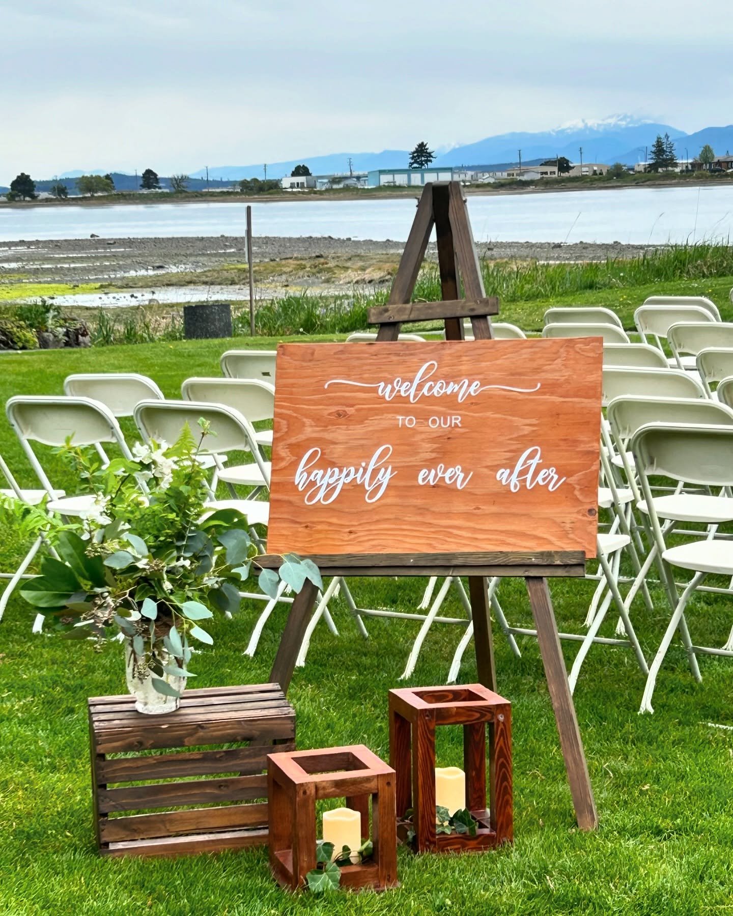 Another beautiful wedding in the books. Lucky to support this very special couple 🔔🎵