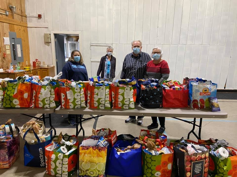 Leptondale-Bible-Church-Easter-Food-Distribution.jpg