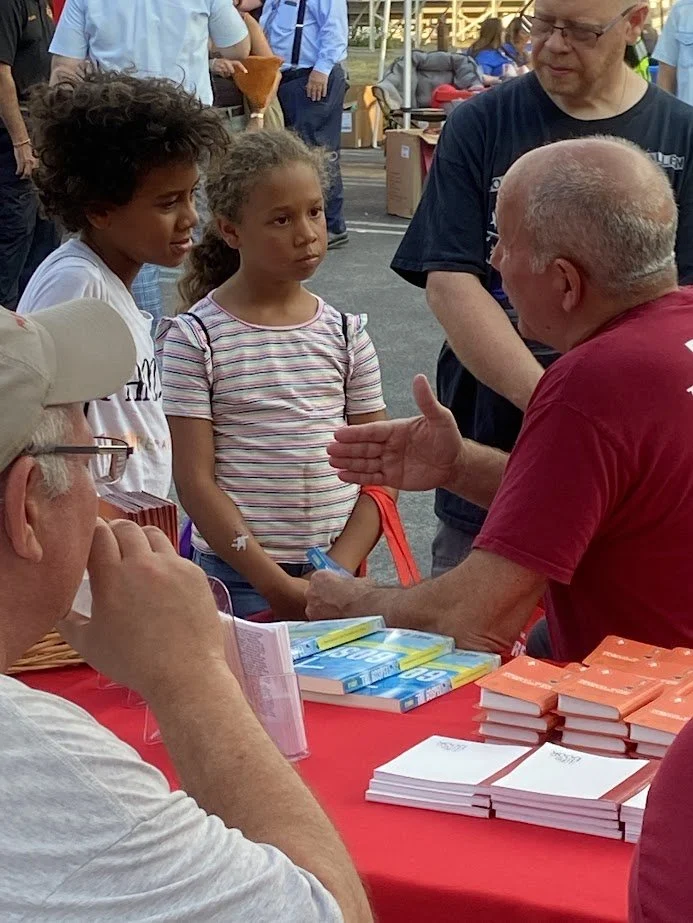 Leptondale-Bible-Church-NNO-Mike-Speaking-to-Kids.JPG