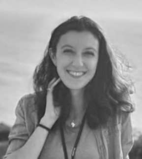 Headshot photo of locum minister Carys Parker White.