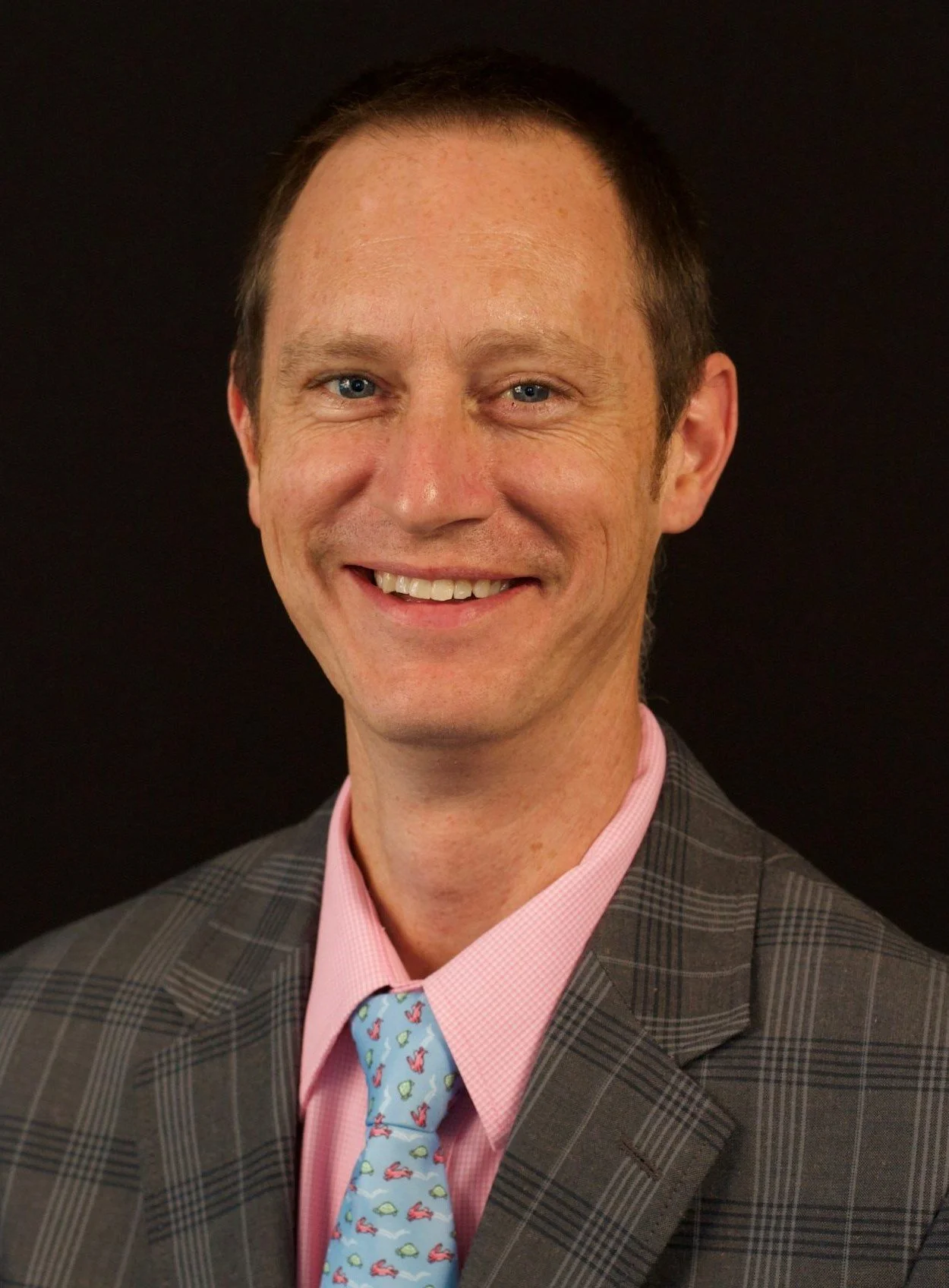 Headshot for Todd Ohle '95, the Vice President of Dining Services	for Carolina Meadows.