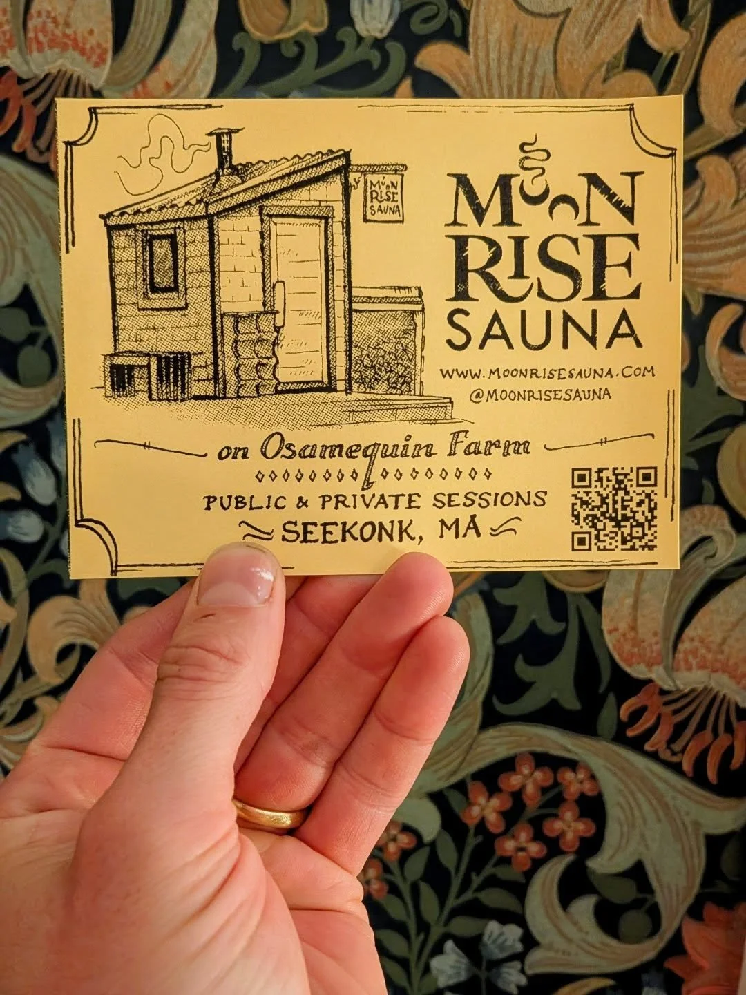 ~NEW FLYER ALERT~
We're starting to put these bad boys up around the area! Artwork by yours truly :)

Send a pic if you've seen them around! Any suggestions where we should put one up?
.
.
.
.
.
.
.
.
.
.
.
.
.
.
.
.
#halftoneart #pencildrawing #flye