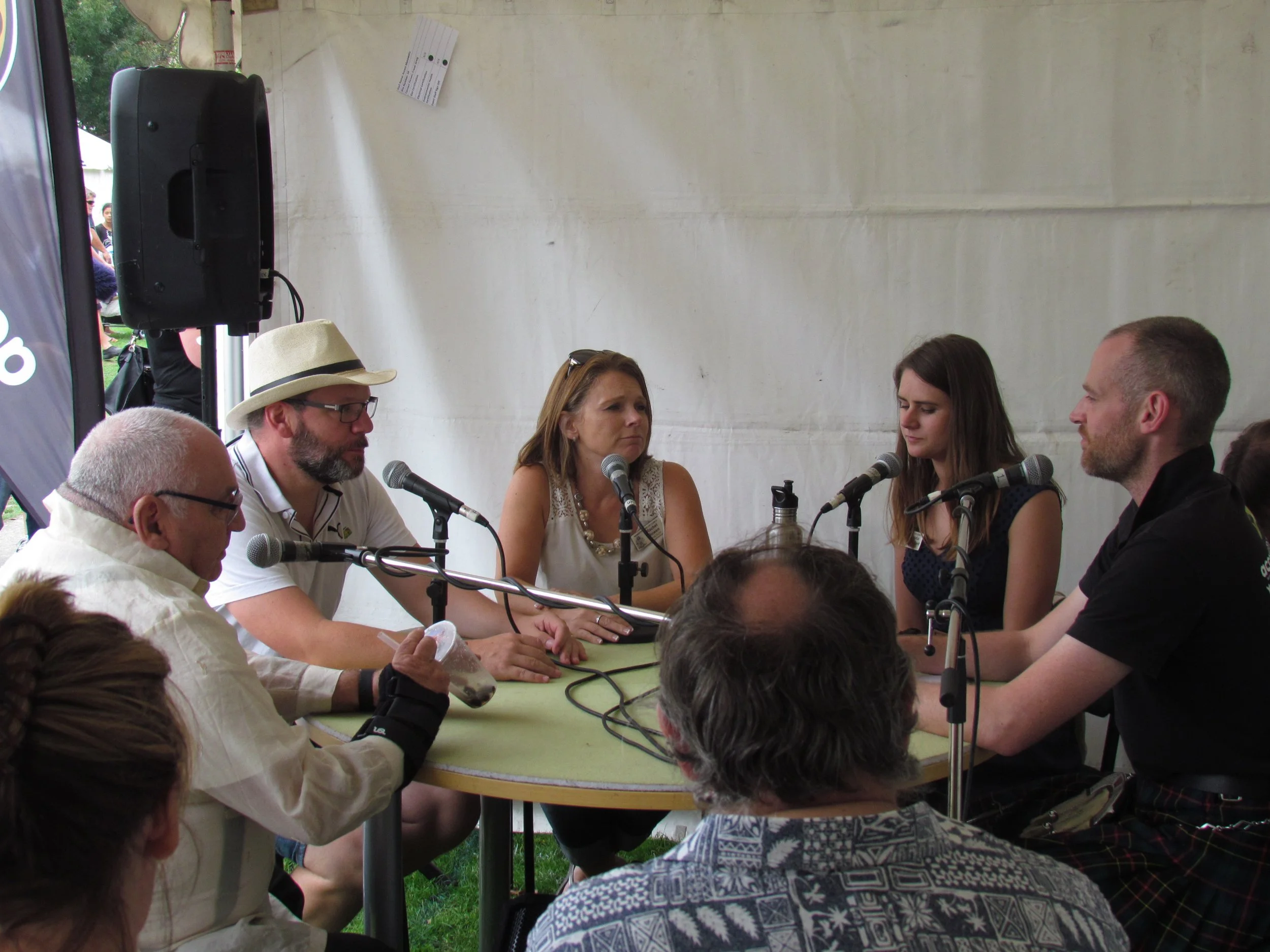 MPR always gets involved in local democracy, even at Festival of Cultures. Fraser interviews our local MP and a selection of Palmerston North City Councillors.