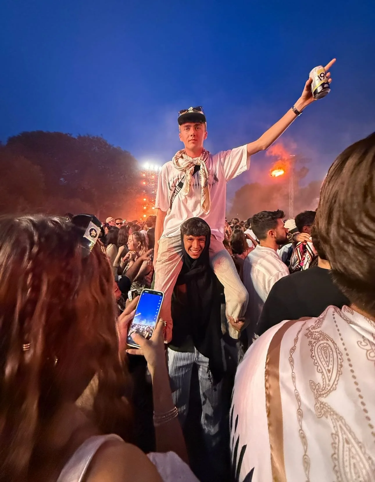 just a bunch of people living in the moment, not a phone in sight

@keinemusikcrue