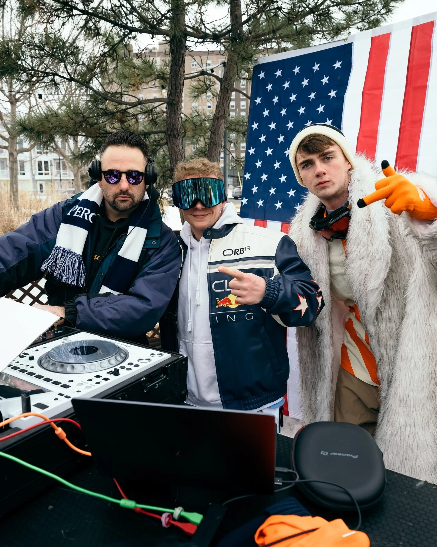 Apres-Sunday with @portanightlife