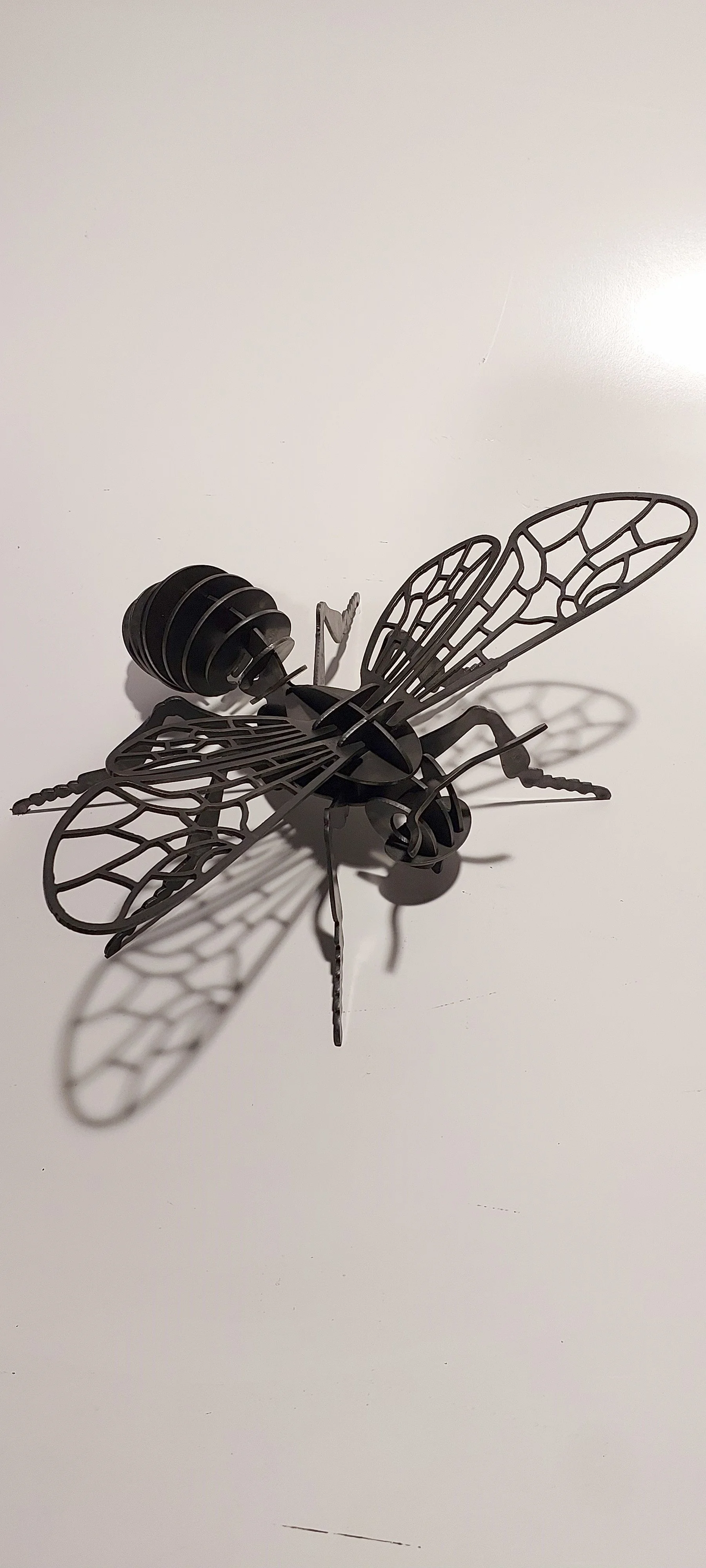 3D Bee metal garden art puzzle.jpg