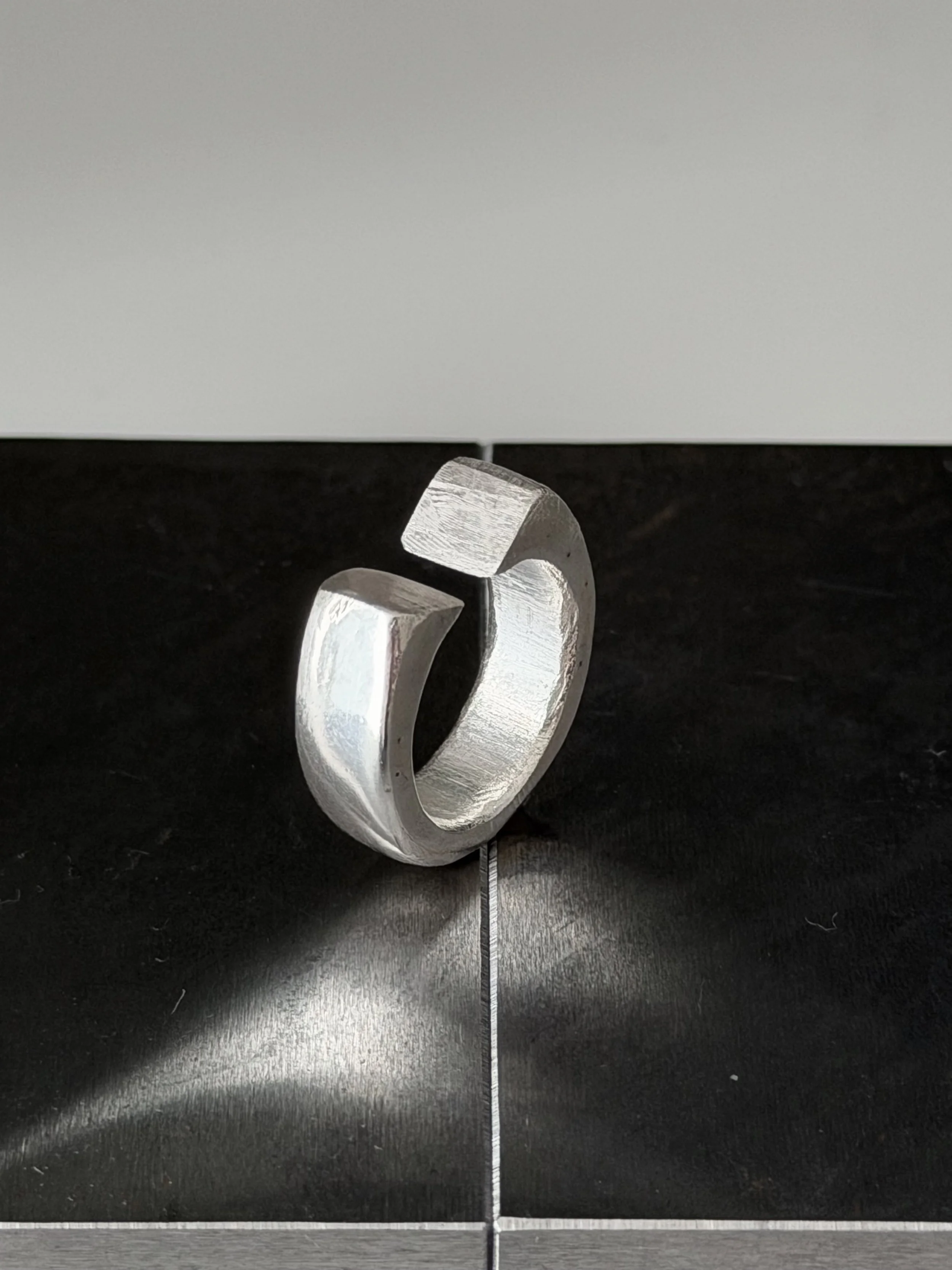 BRACKET 01
