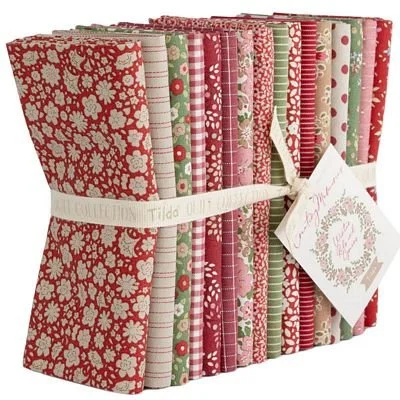 Tilda Creating Memories Fat Quarter Bundle - Winter Collection (16 Precut Fabrics)