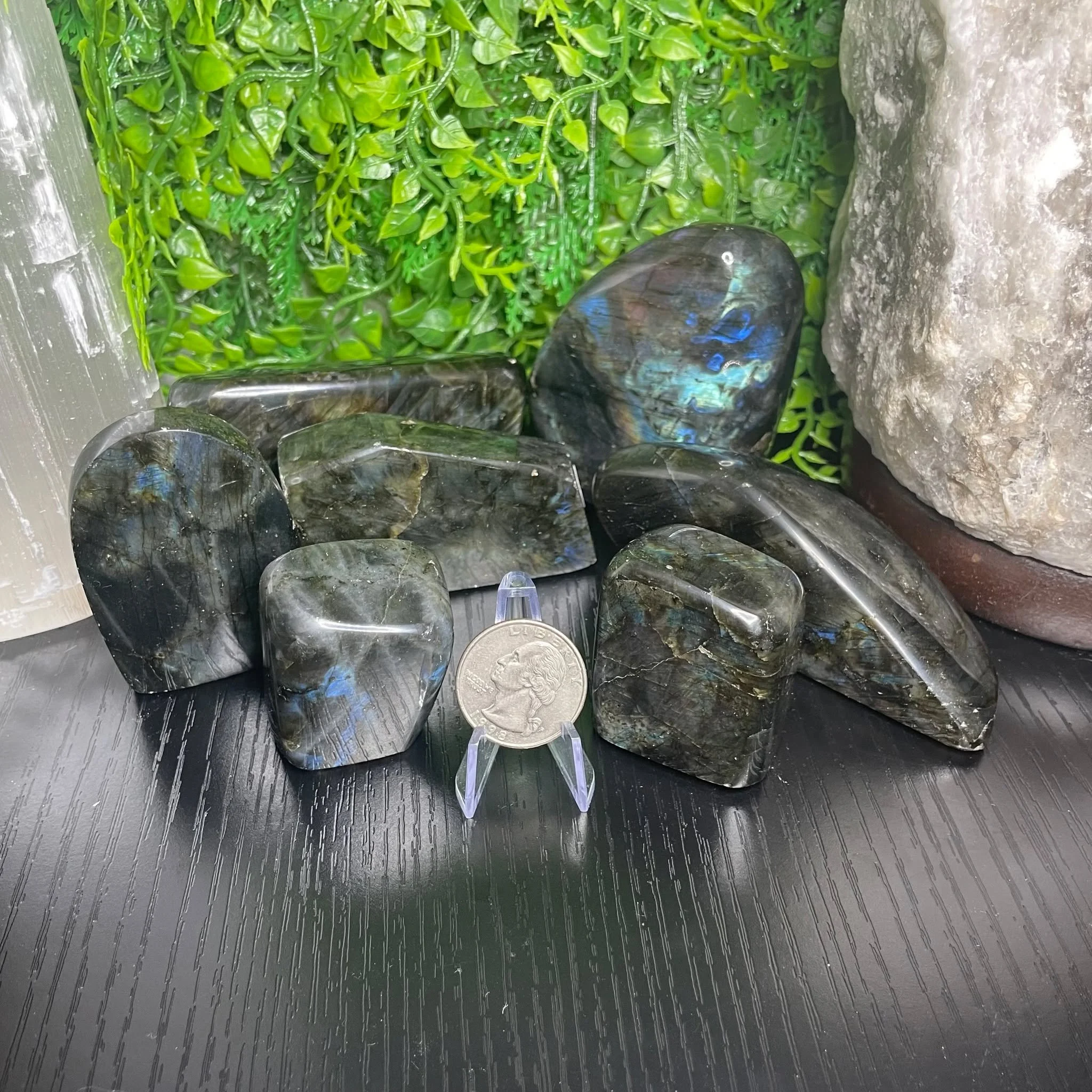 ✨💙Labradorite was once believed to be a frozen piece of the Northern Lights.💙✨ No wonder it glows with magic. Starting at $10‼️ Claim in comments! #supportsmallbusinesses #crystal #communitysupport #ohio #vendorswanted #crystalshop