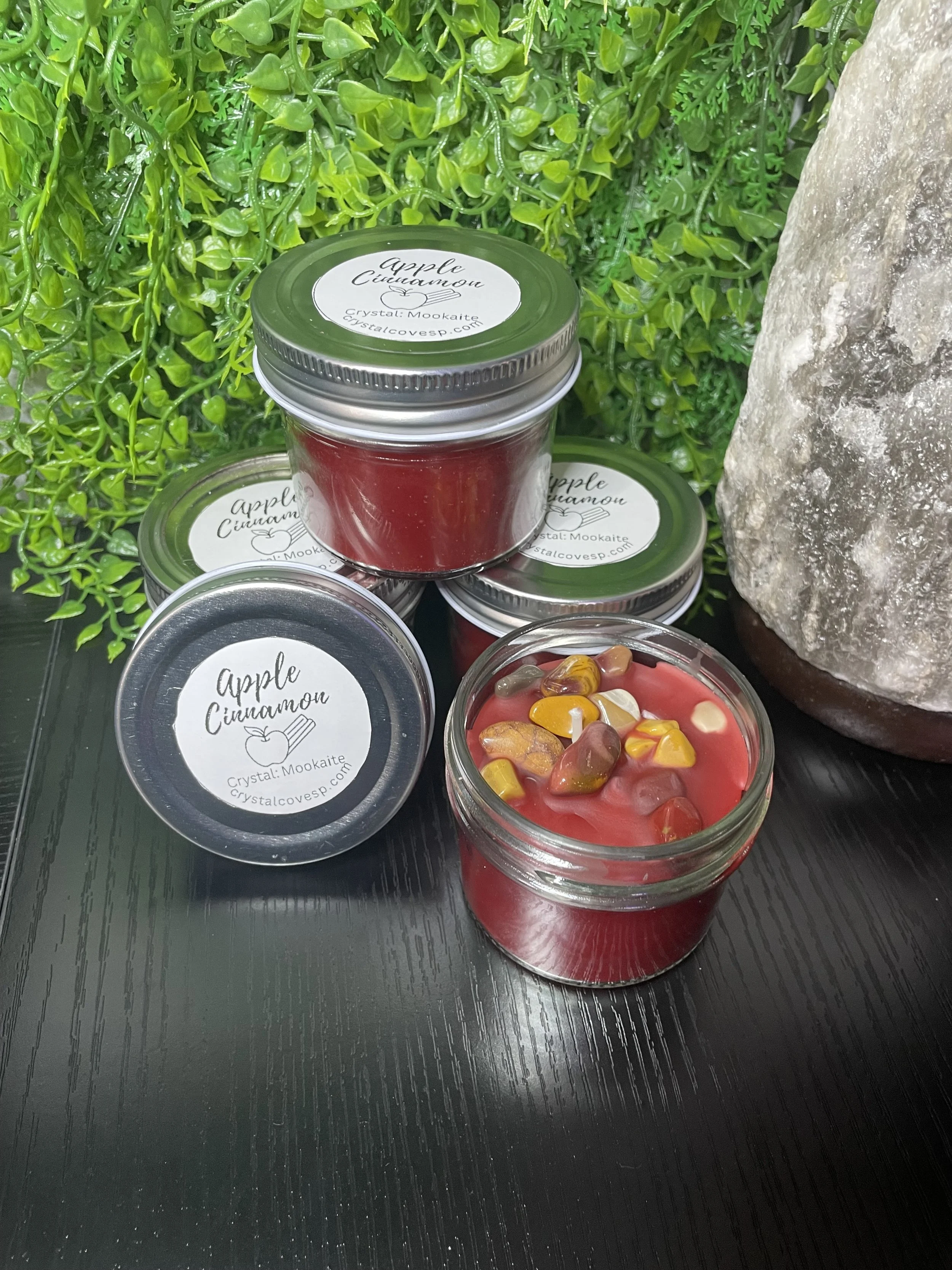 Apple Cinnamon Scented Candles with Mookaite Chips 4oz