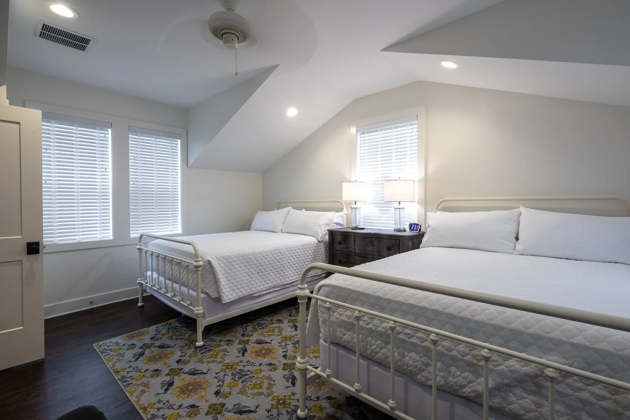 Bedroom 2 2.jpg