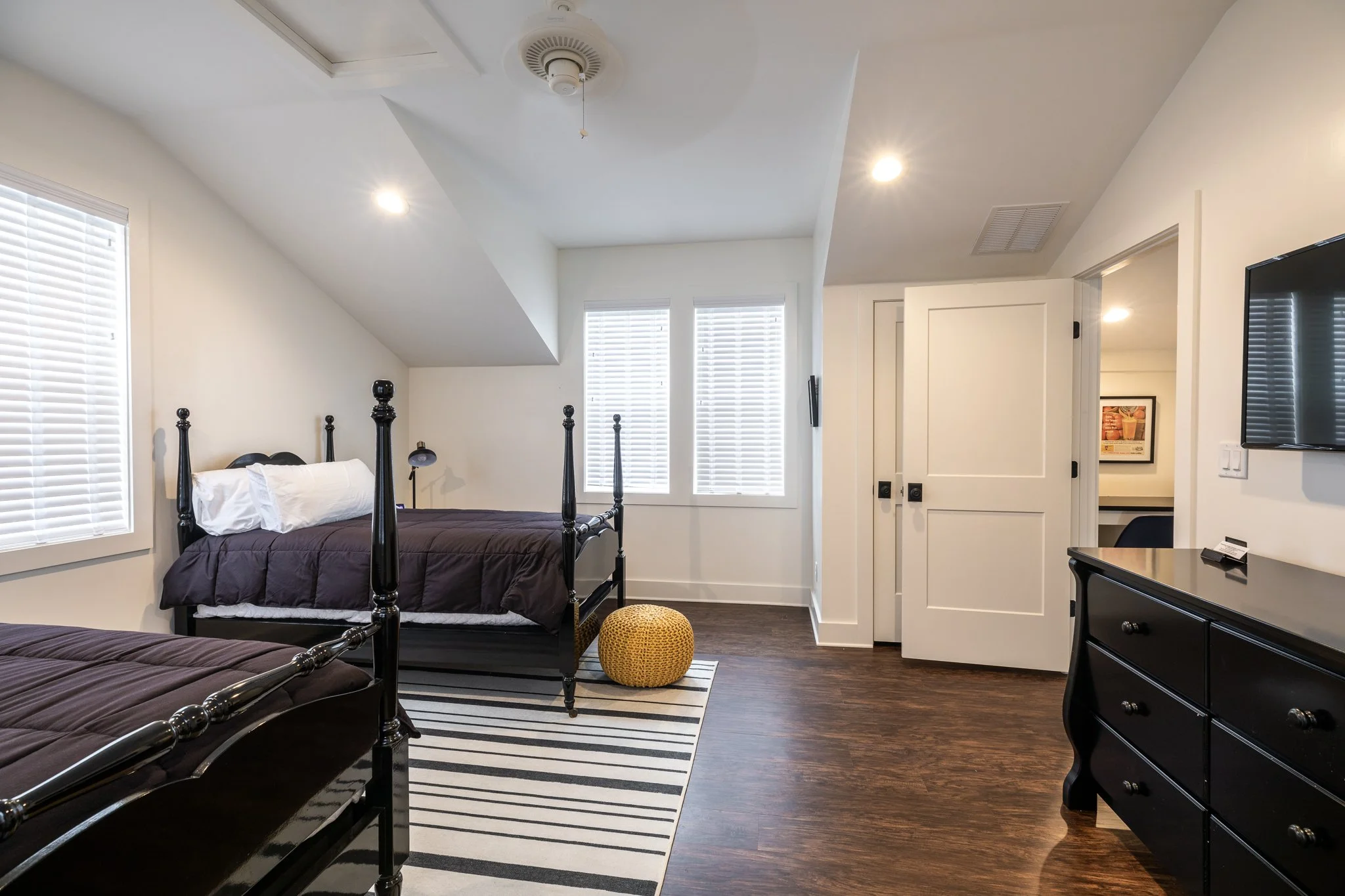 Bedroom 3 2.jpg