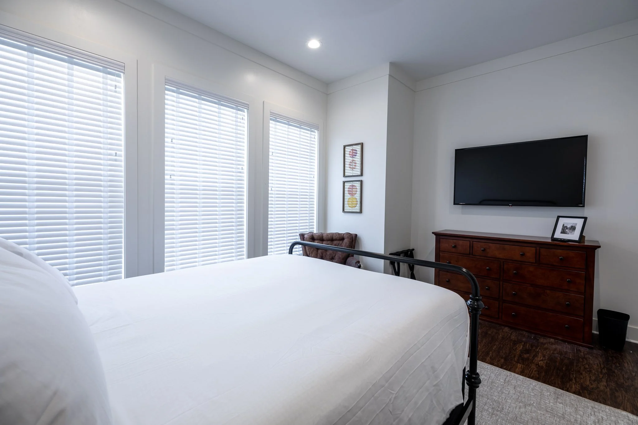 Bedroom 2 1.jpg