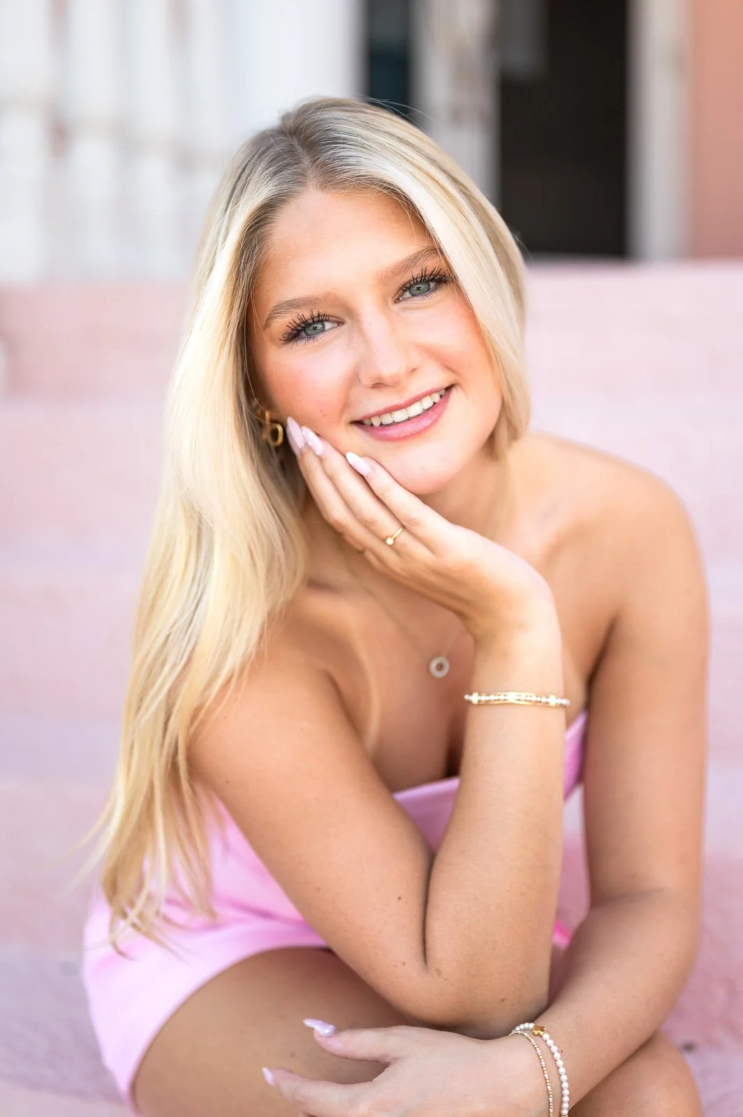 Senior photos. Portrait photography.