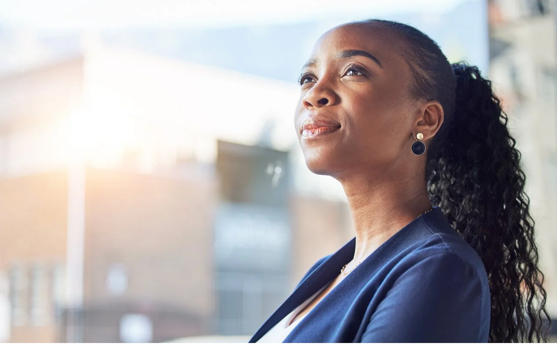 How to Handle Being the Only Woman in the Room