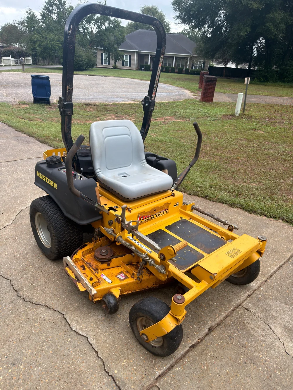 Hustler FasTrak commercial zero-turn mower