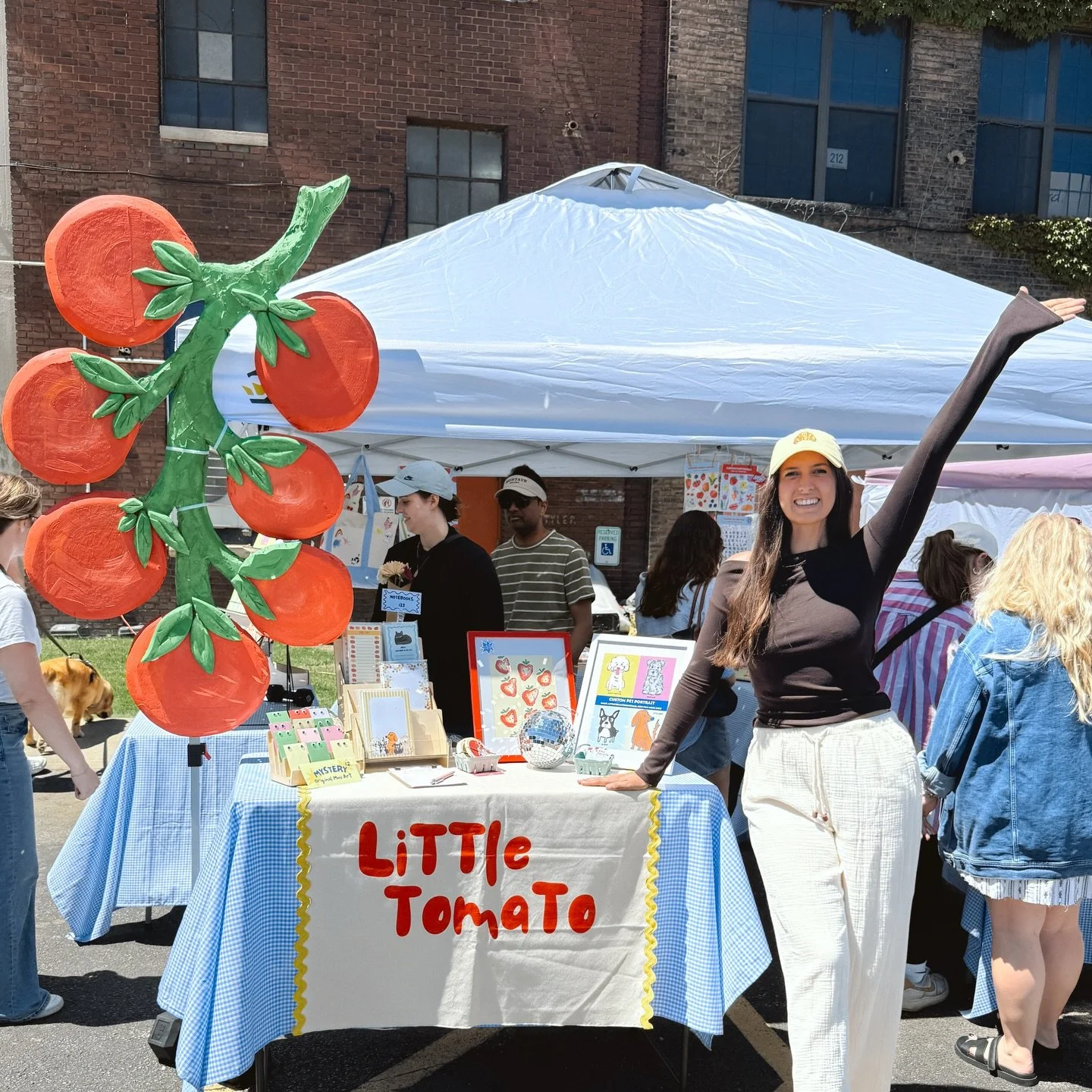 that&rsquo;s a wrap on @theclevelandmarket spring edition! 
 
Thanks to everyone who came out to support all the local businesses and keep my little tomato growing 🍅💕