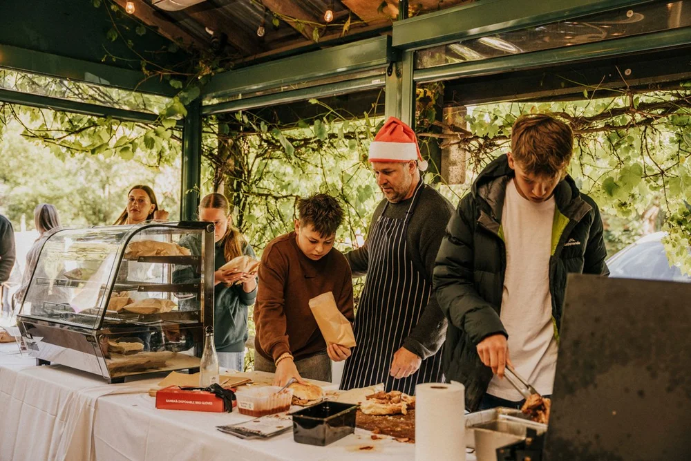 The breakfast BBQ at Christmas at Cliffy's 2025