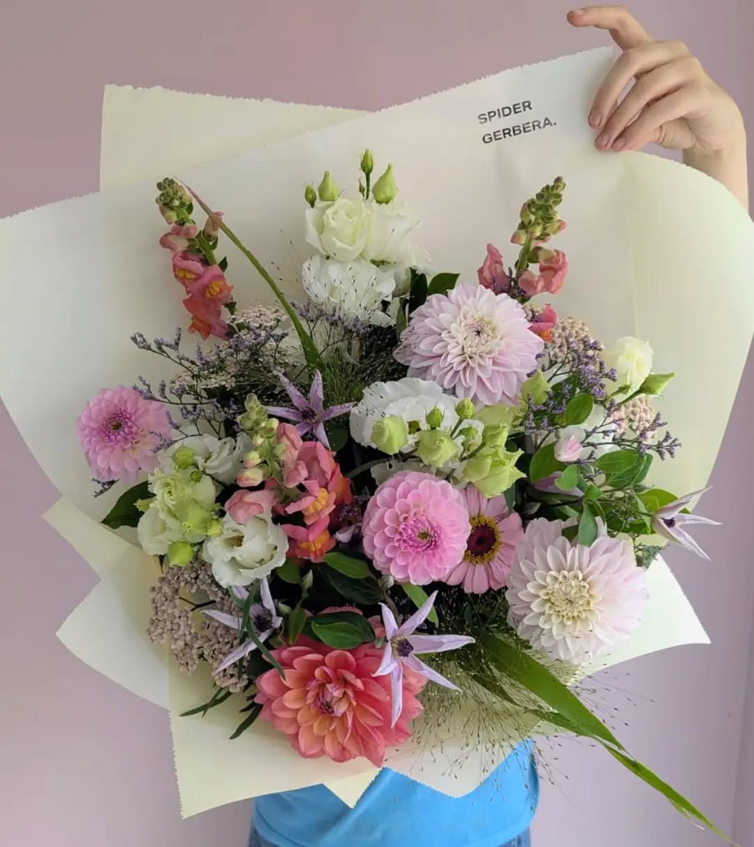 Our shop on 89 Micklegate is closed for the weekend But we will be back on Tuesday 10am selling plenty of bouquets, bunches, mixes and new plants! As always happy to still take requests or questions in the meantime. 

#york #yorkflorist #yorkflowers 