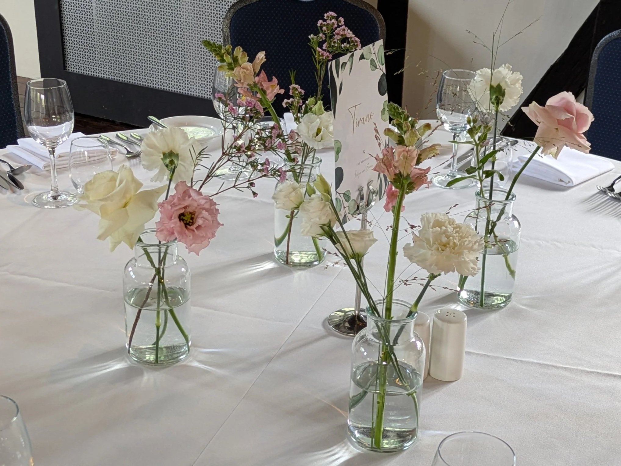 Budvase+Wedding+Table+Arrangement+York.jpg