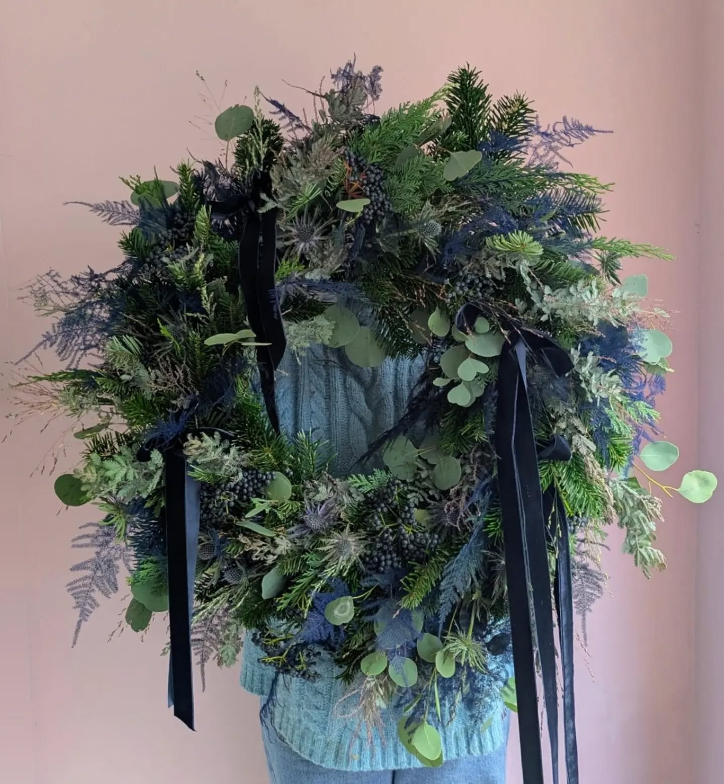 A little sneak peak at one of our original Christmas wreathes available for ordering soon 👀 a dreamy mix of blues to match deep winter nights. Thistles, berries, mimosa, grass, eucalyptus, and winter foliages, finished with velvet bows ✨ 

We've got