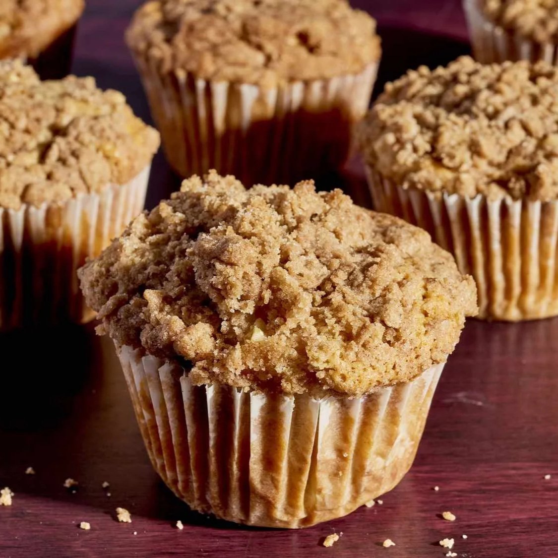 24352-easy-apple-cinnamon-muffins-ddmfs-0231-4x3-beauty-d9261c6332f1476d8bc958982f03d654.jpg
