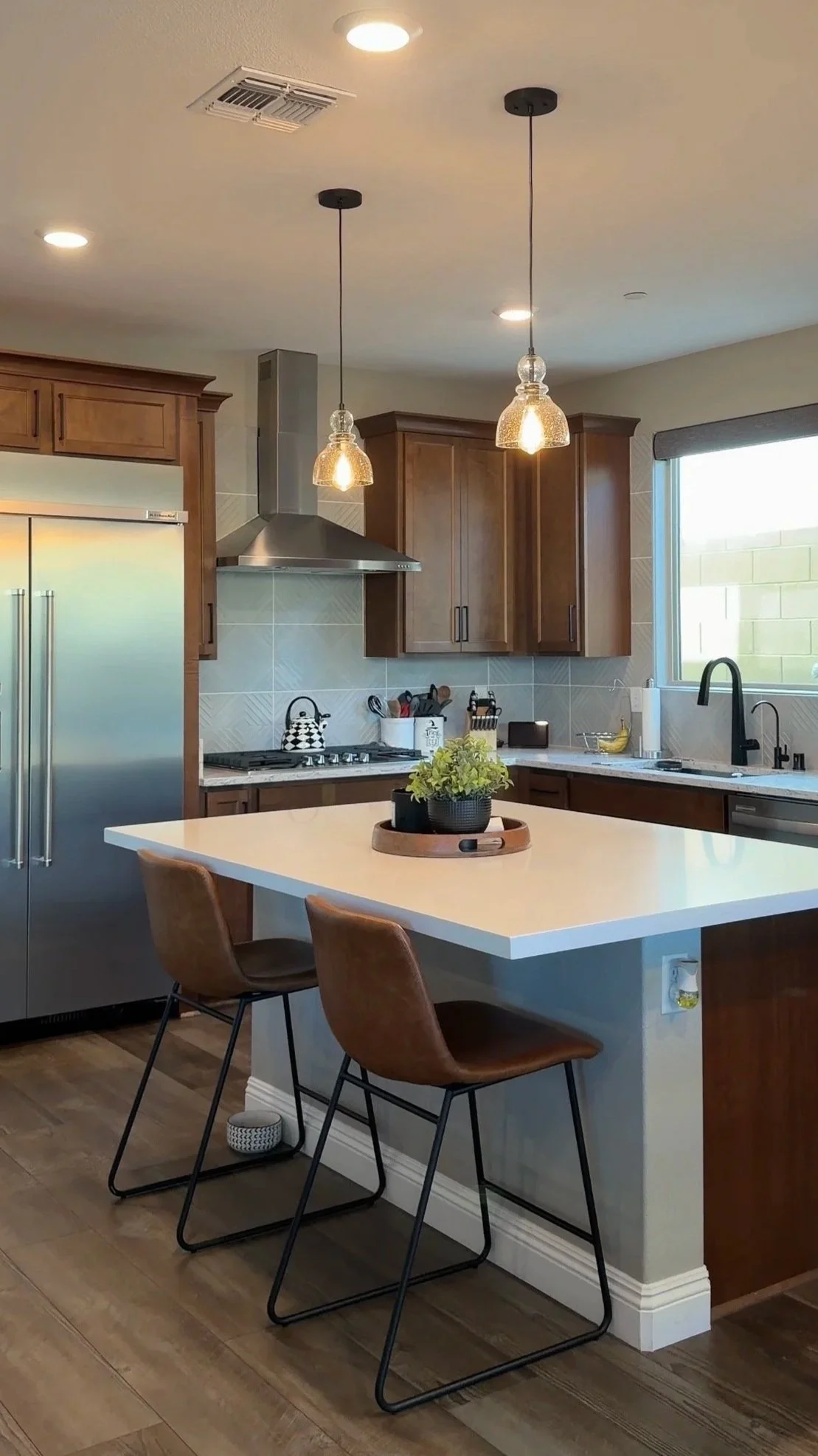 Simply, Home (Real Estate)