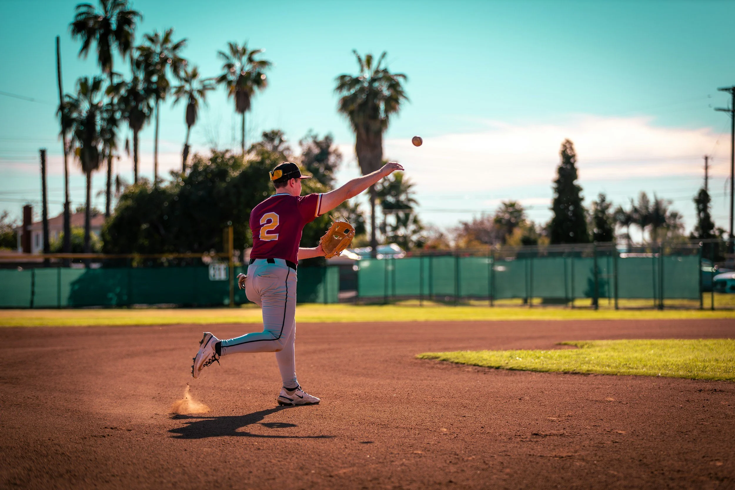 sports physical therapist in Scottsdale and Arcadia for elbow pain in overhead athlete.