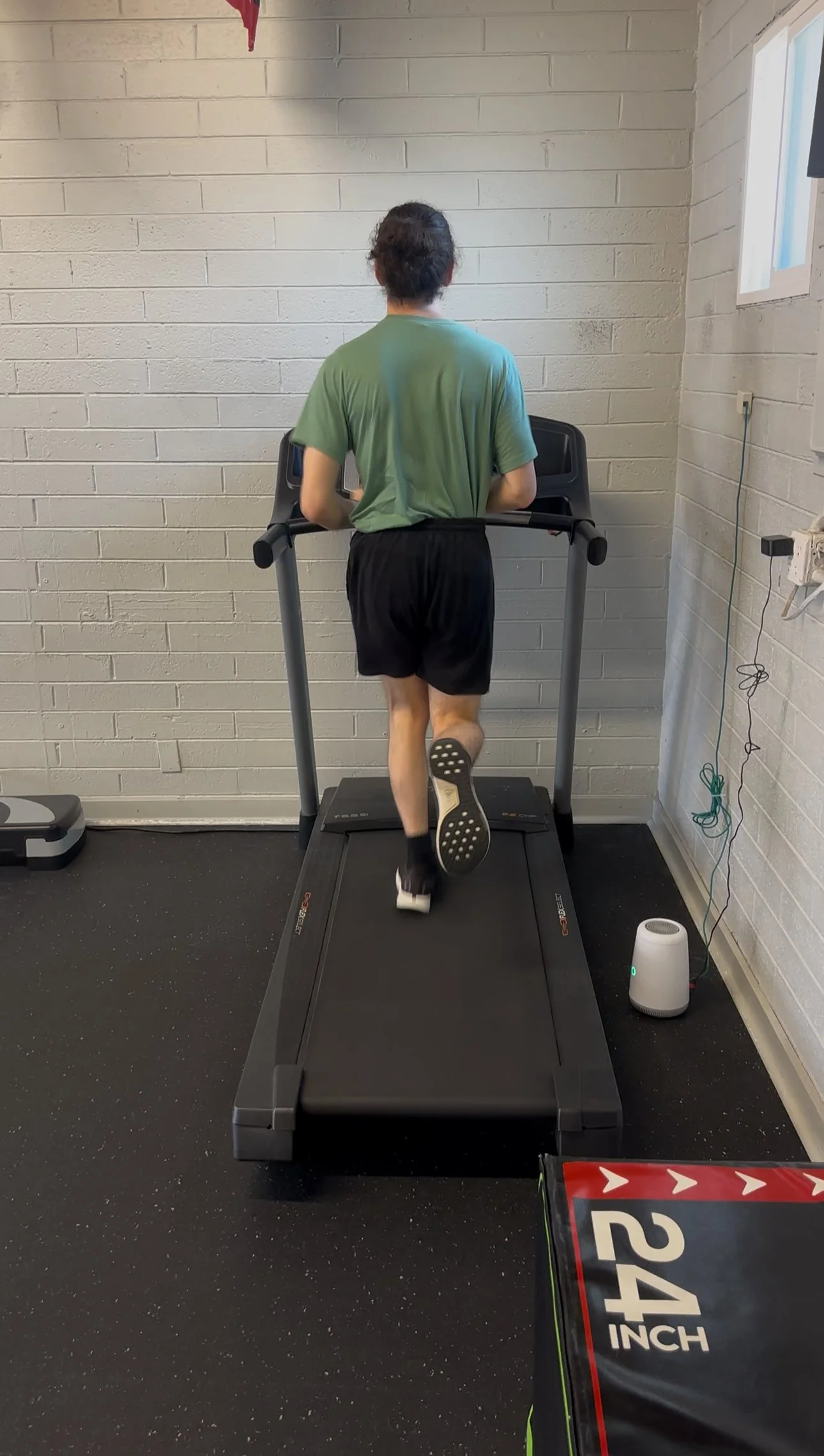 hip pain while running
