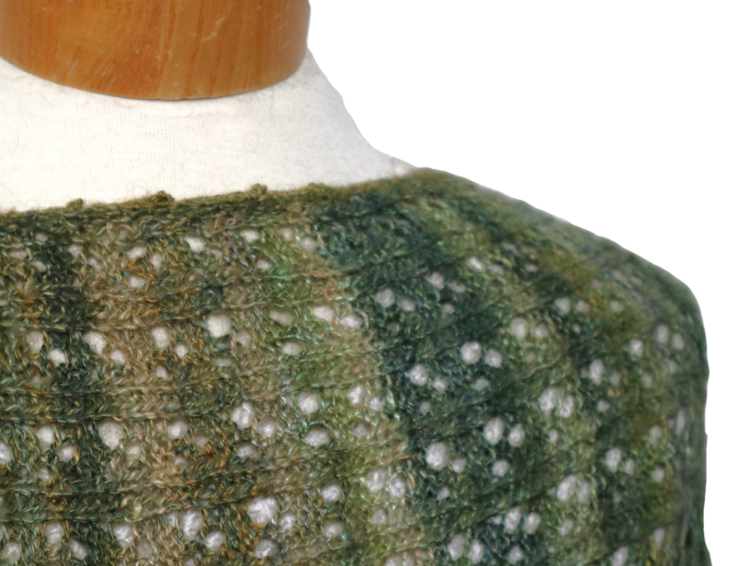 green poncho 2.png