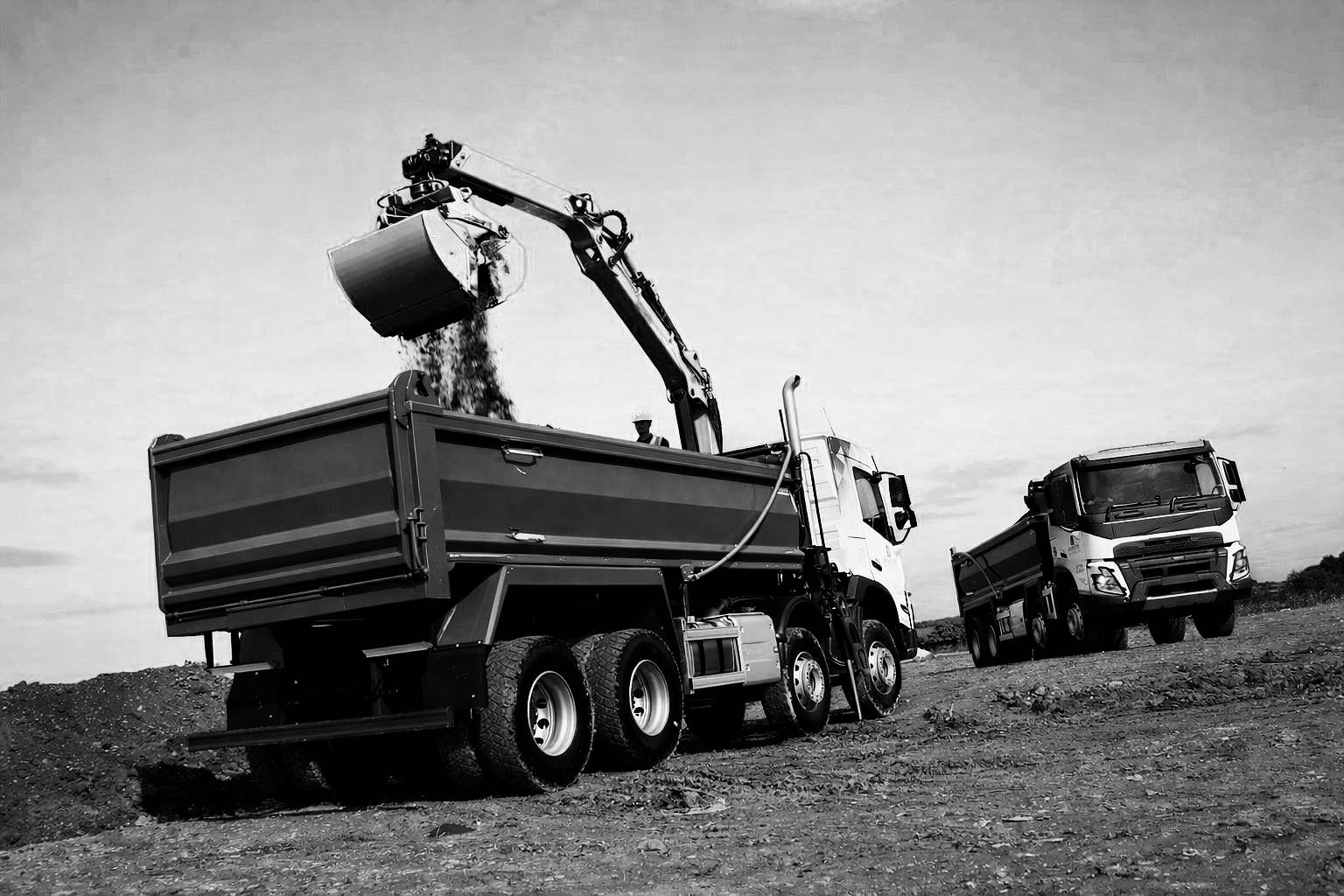 Grab hire lorry providing muck away and site clearance in Birmingham and the West Midlands.