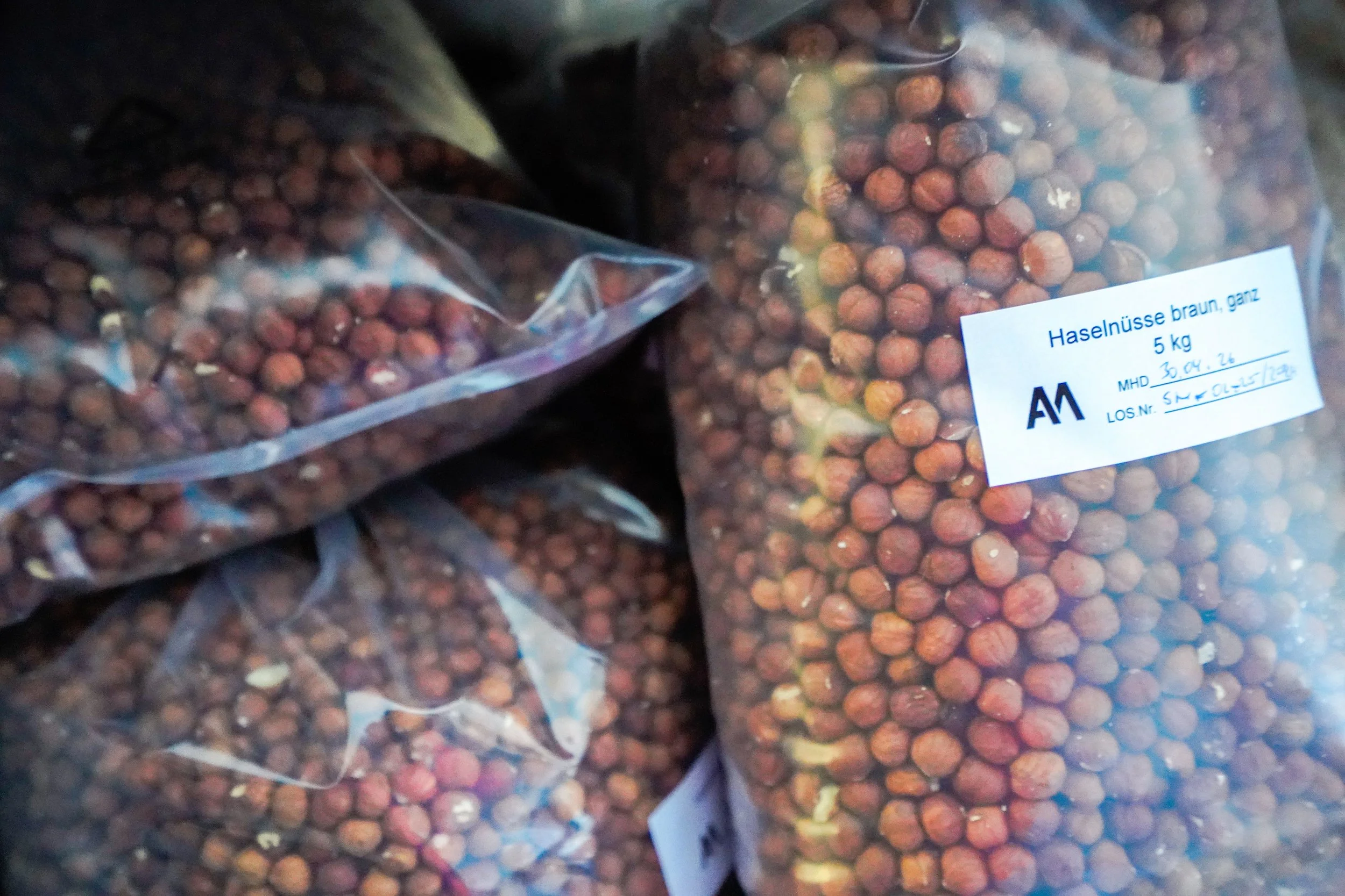 Anton Mayer - Haselnüsse