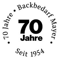 Logo mit der Aufschrift '70 Jahre', umkreist von 'Backbedarf Mayer', 'Seit 1954' und weiteren Texten, in schwarz-weiß.