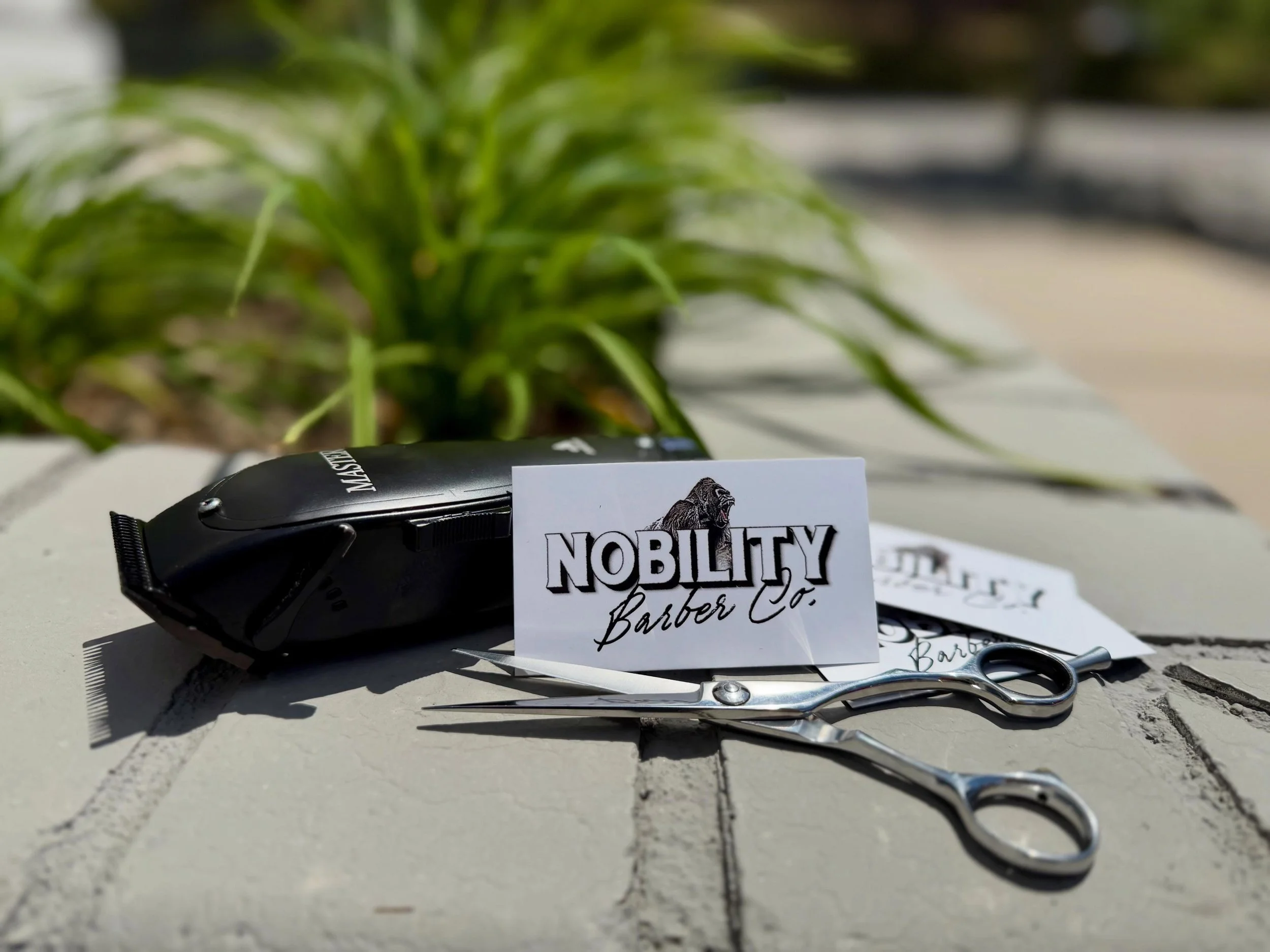 Warmer weather comes with fresh cuts! 💈🦍 

Business cards now available! Take one and pass it along, new clients are always welcome here at Nobility Barber Co!

 
#NobilityBarberCo #denverbarber #englewoodbarber #coloradobarber #cherryhills