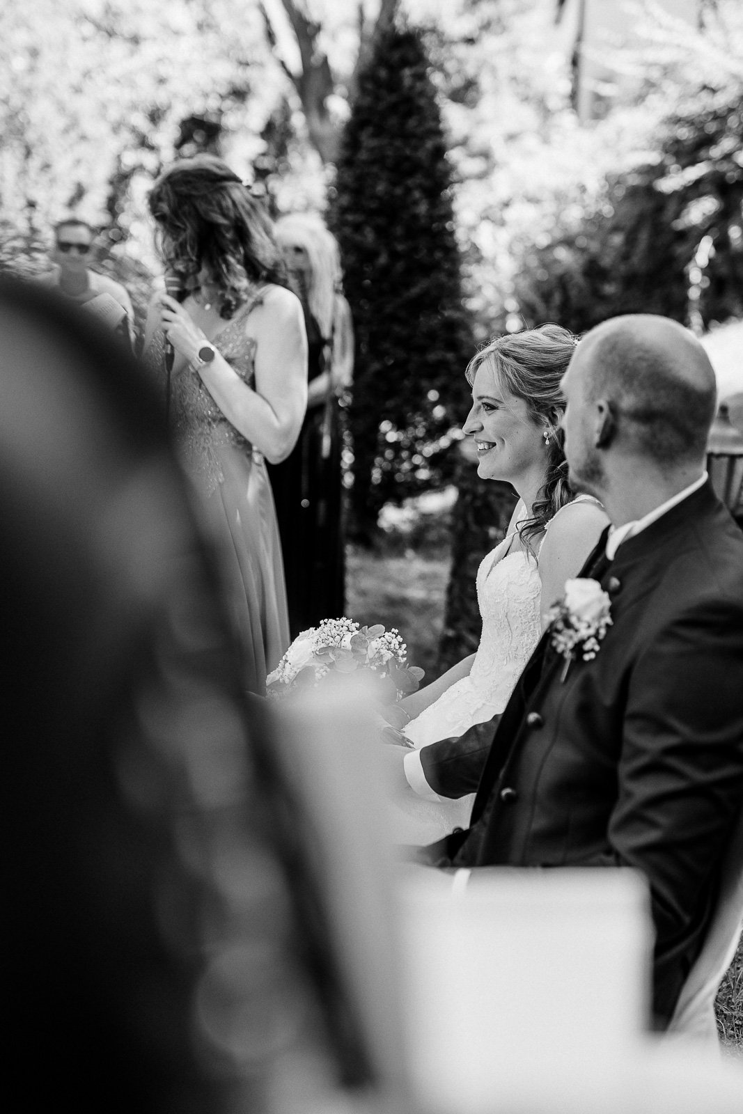 Romantikhotel neuhaus Iserlohn-DortmundHochzeitsfotograf_BrautblüteDüsseldorfBrautkleid_sw180.JPG