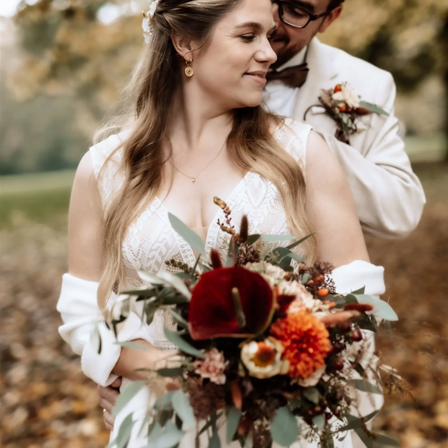 Seit letztem Jahr und sp&auml;testens seit diesem bin ich gro&szlig;er Fan von Hochzeiten im September/Oktober 🌙🍂
Die Blumen, das Wetter, die Bl&auml;tter und diese Stimmung ✨ 
Einfach alles daran!
.
.
.
.
.
#weddingseason2026 #heirateninm&uuml;nst