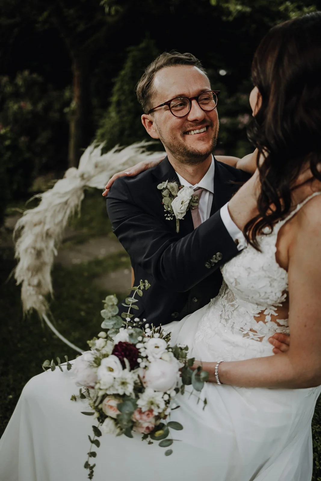 Hochzeitsfotografie Brautpaar Romantikhotel Neuhaus