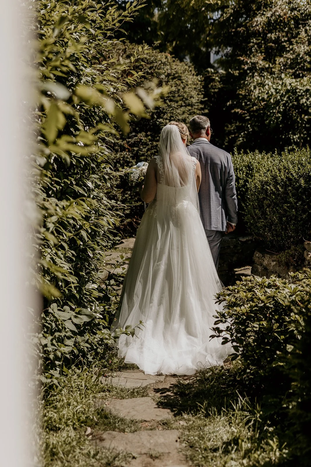 Romantikhotel neuhaus Iserlohn-DortmundHochzeitsfotograf_BrautblüteDüsseldorfBrautkleid_95.JPG