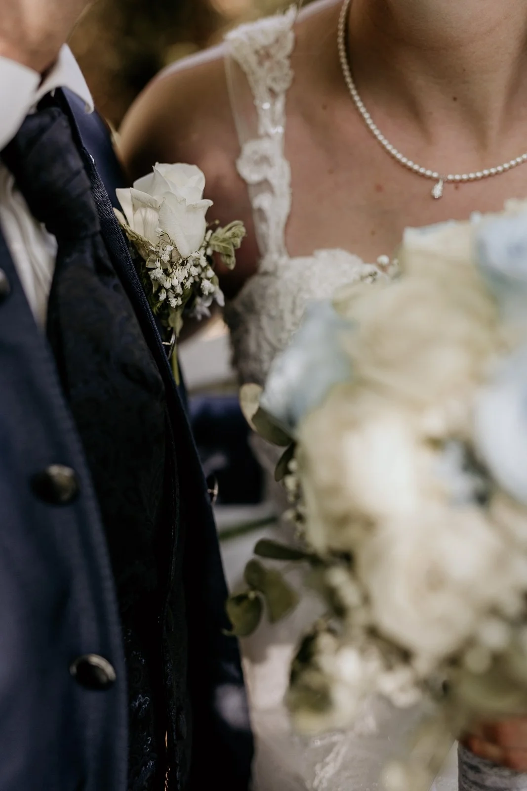 Romantikhotel neuhaus Iserlohn-DortmundHochzeitsfotograf_BrautblüteDüsseldorfBrautkleid_488.JPG