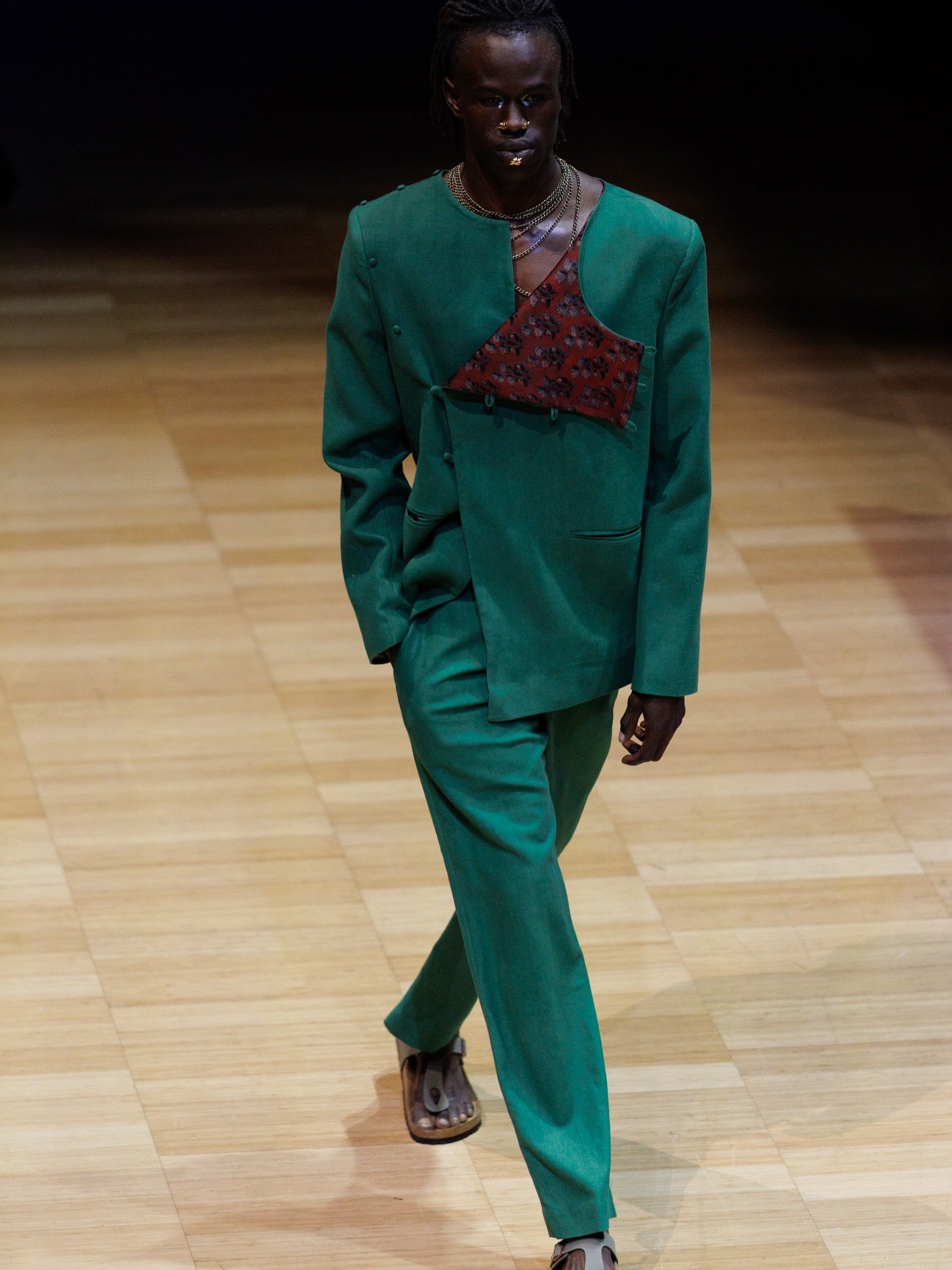 Our &ldquo;Forrest Green Angrakha Blazer&rdquo; is now live.

DM us or shop directly on 
ANTIEKEAST.COM