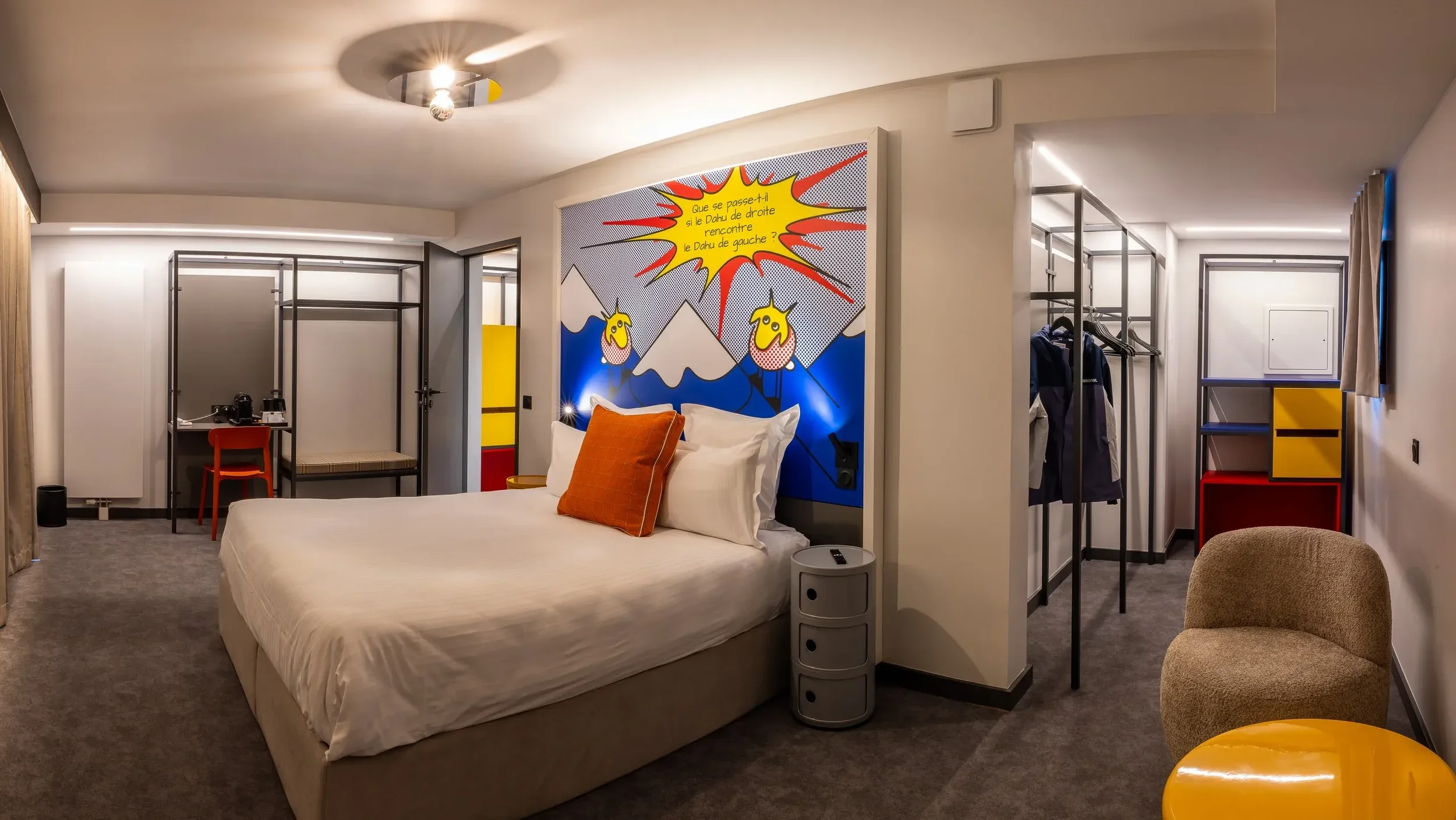 Popart double room with funky colours and striking modern interior. A great space for a stay with lots of modern touches.