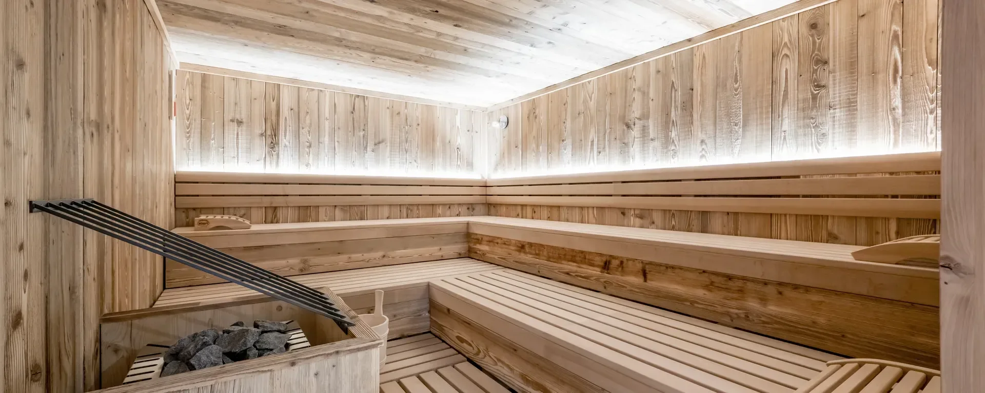imgi_10_Sauna-1-web.webp