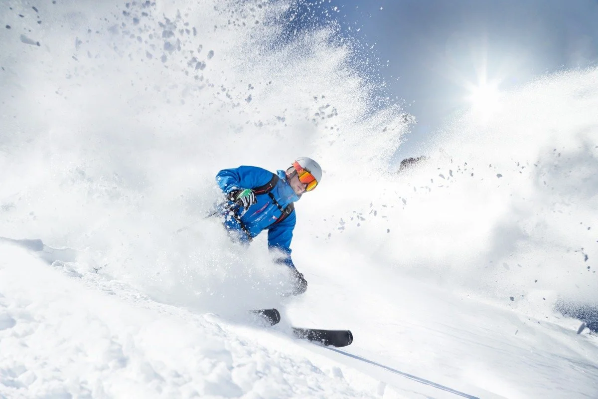 imgi_113_ski-action-shutterstock-329436356-small__ScaleWidthWzEyMDBd.jpg