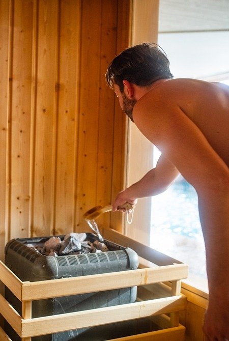 imgi_25_sauna-450x670.jpg