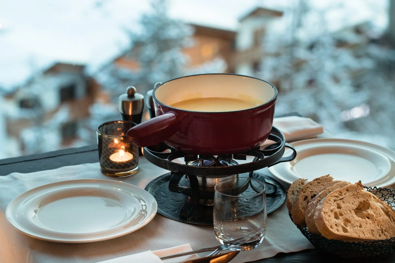 CA-fondue-MichelReybier-Powder-Pines-Travel.jpg