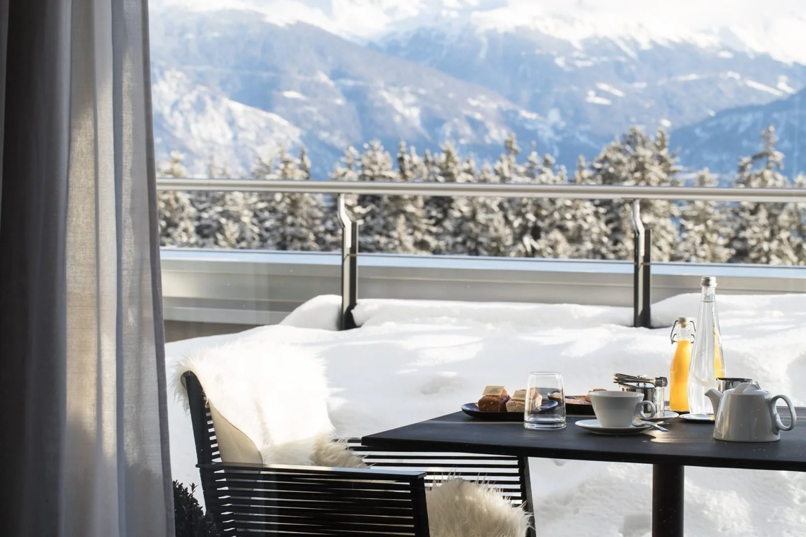 CA-terrace-GregoireGardette-Powder-Pines-Travel.jpg