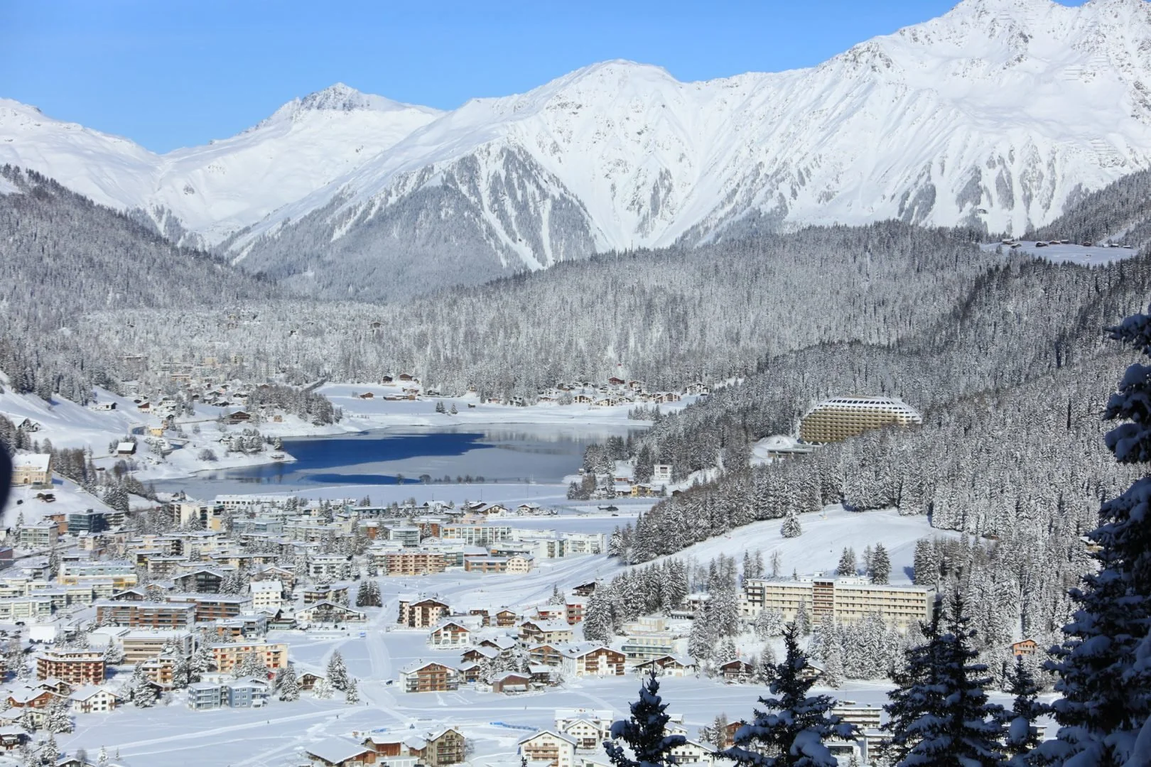 AG-location-MichelReybier-Powder-Pines-Travel.jpg