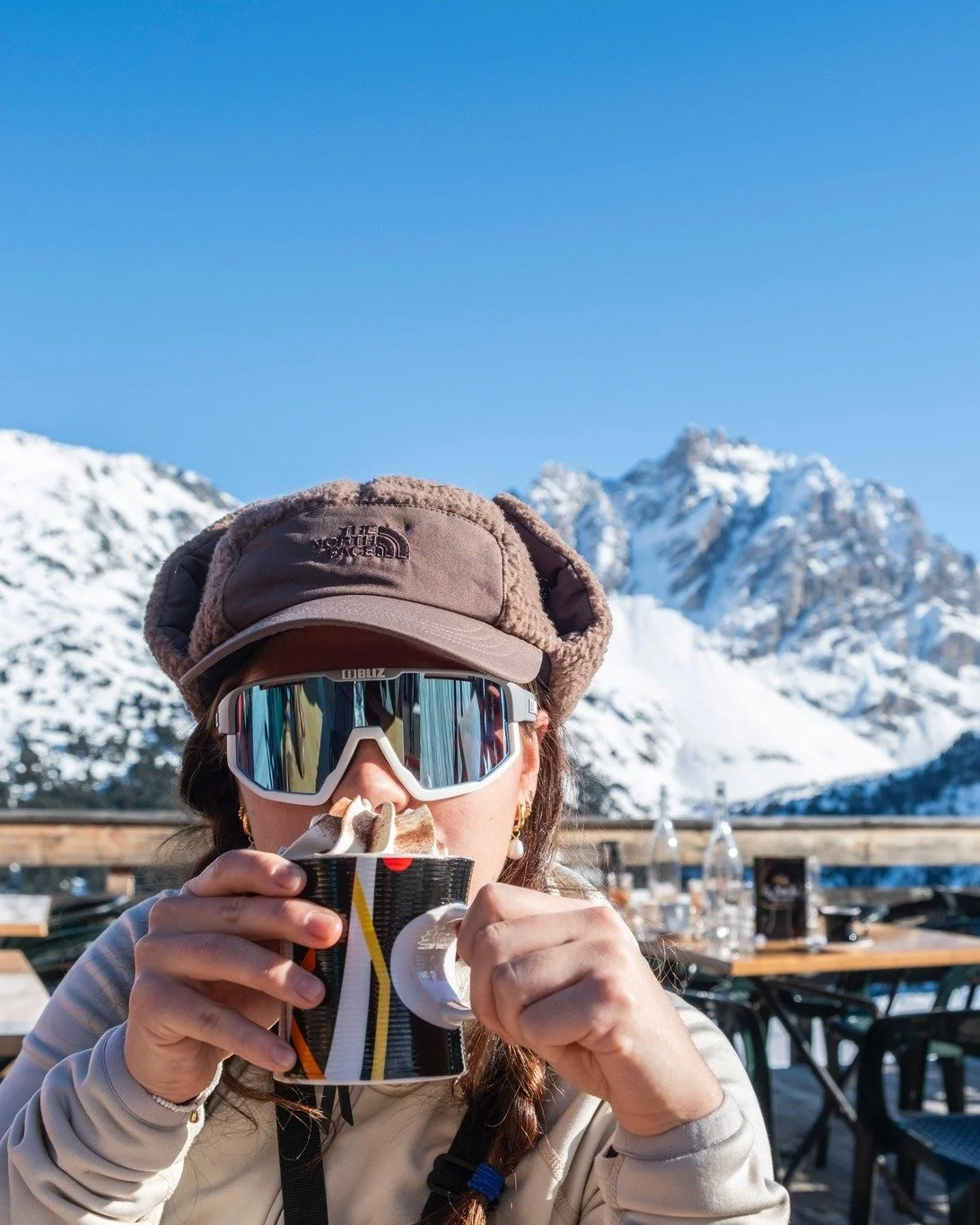 Not all heroes wear skis. Some come topped with whipped cream and extra marshmallows. ☕

New on the Powder Pines Travel blog:

10 Best Hot Chocolates in the Three Valleys

From mountain-side caf&eacute;s to cosy apr&egrave;s-ski stops, we've rounded 