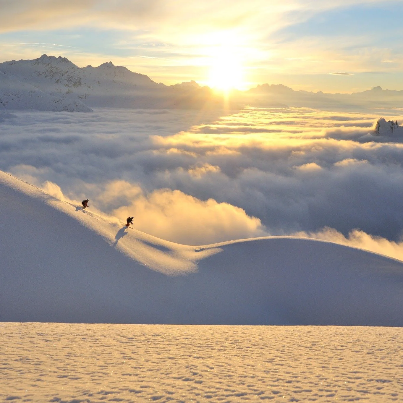 Powder Pines Travel was created from a genuine passion for the mountains and a belief that no two ski holidays should ever be the same.

From hidden gems and boutique hotels to iconic resorts and unforgettable experiences, we help our clients discove
