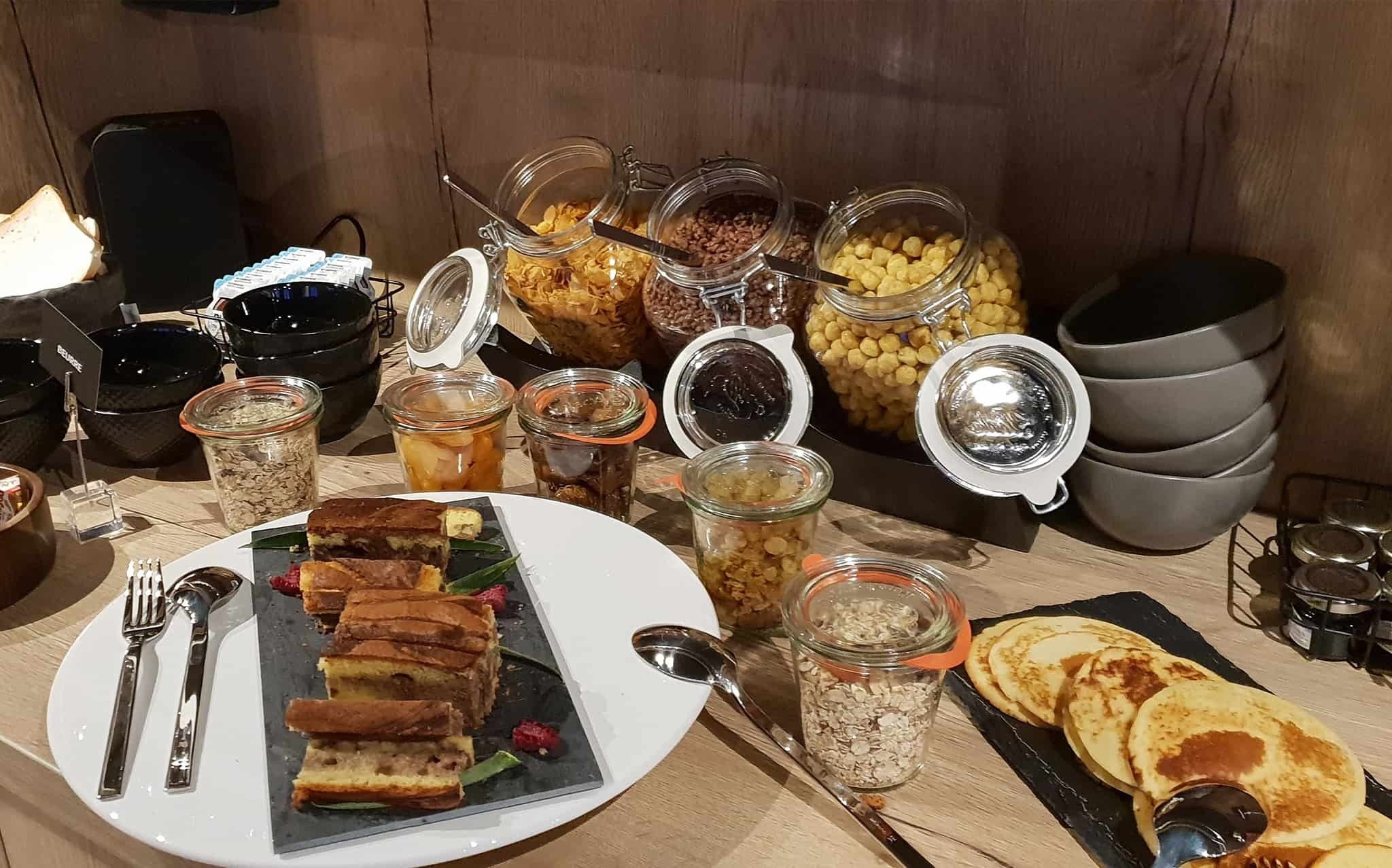 imgi_130_alpagio-buffet-petit-dej-2.jpg